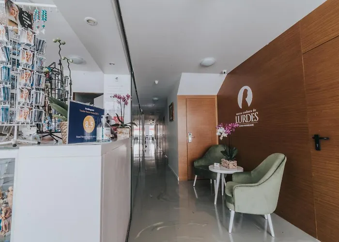 Nossa Senhora De Lurdes Hotel