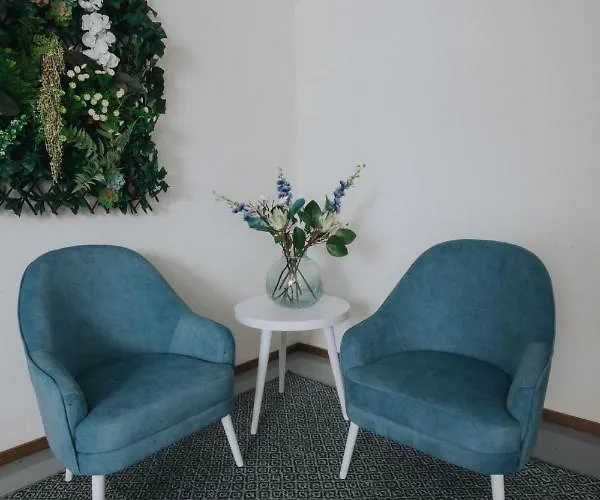 Nossa Senhora De Lurdes 2* فاطمة