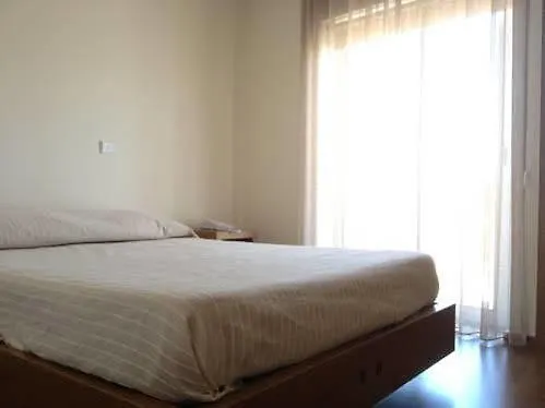 Nossa Senhora De Lurdes 2* فاطمة